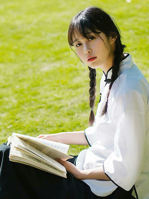 瓦伦西亚主场被塞维利亚逼平，难抵压力，瓦伦西亚对维戈塞尔塔